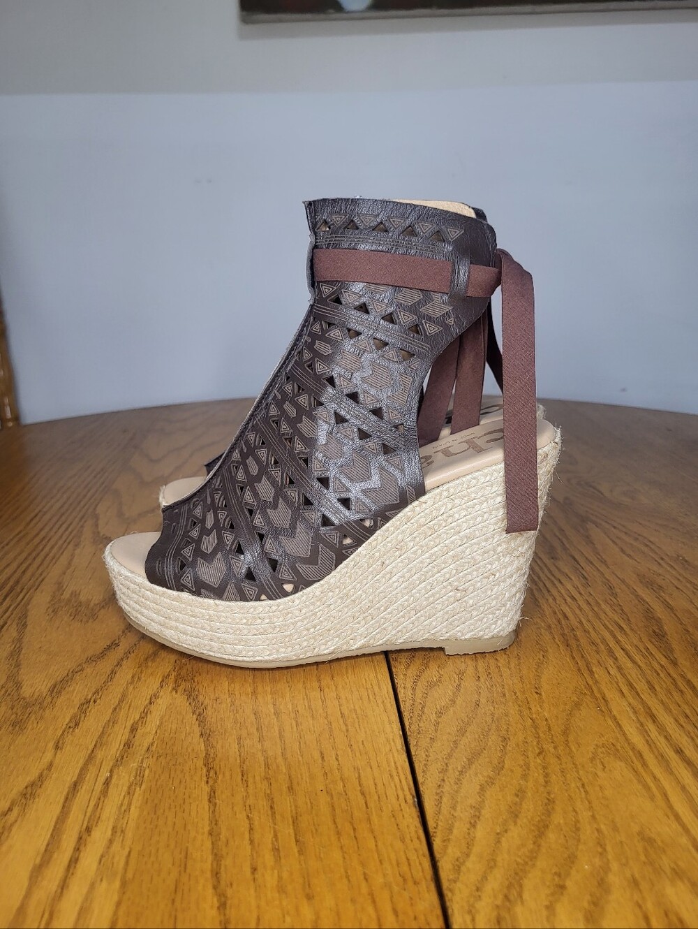 ✨️Cha Genuine Leather Wedges sz 38